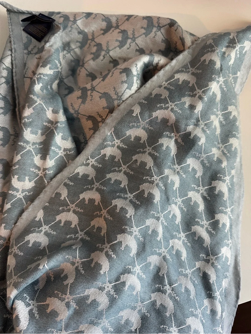 Brooks Brothers Silk and Cashmere Scarf with Classic Lamb Logo Made in Italy